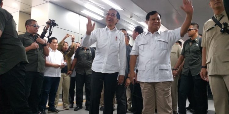 Jokowi Bertemu Prabowo MRT