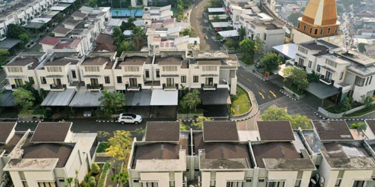 Rumah Mewah Atap Mal