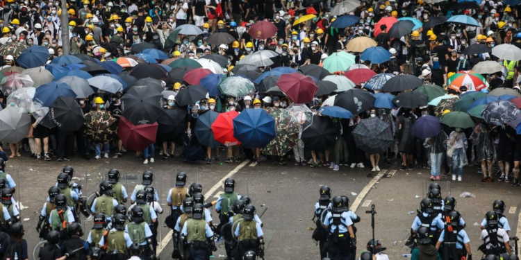 Aksi Demonstran Di Hongkong