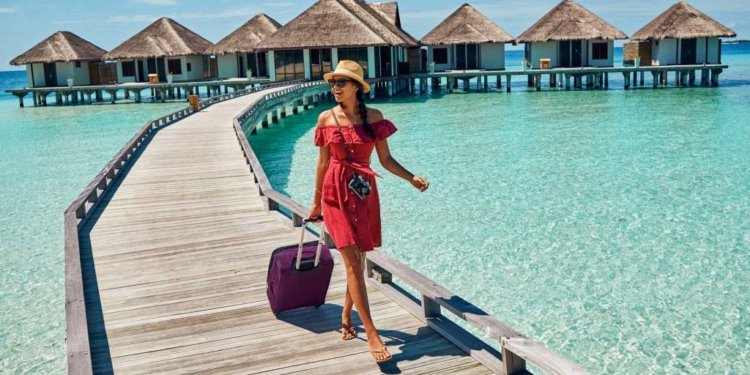 tips liburan hemat uang