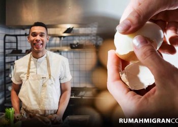 Mengupas Kulit Telur Rebus