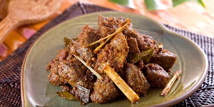 Sejarah Tentang Masakan Rendang