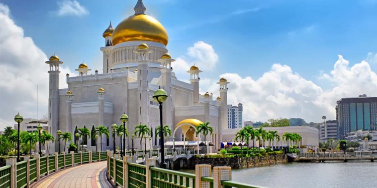 Keuntungan Tinggal di Brunei
