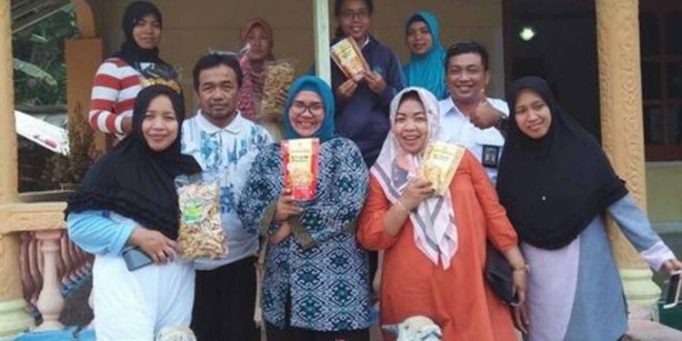 Mantan PMI Usaha Keripik