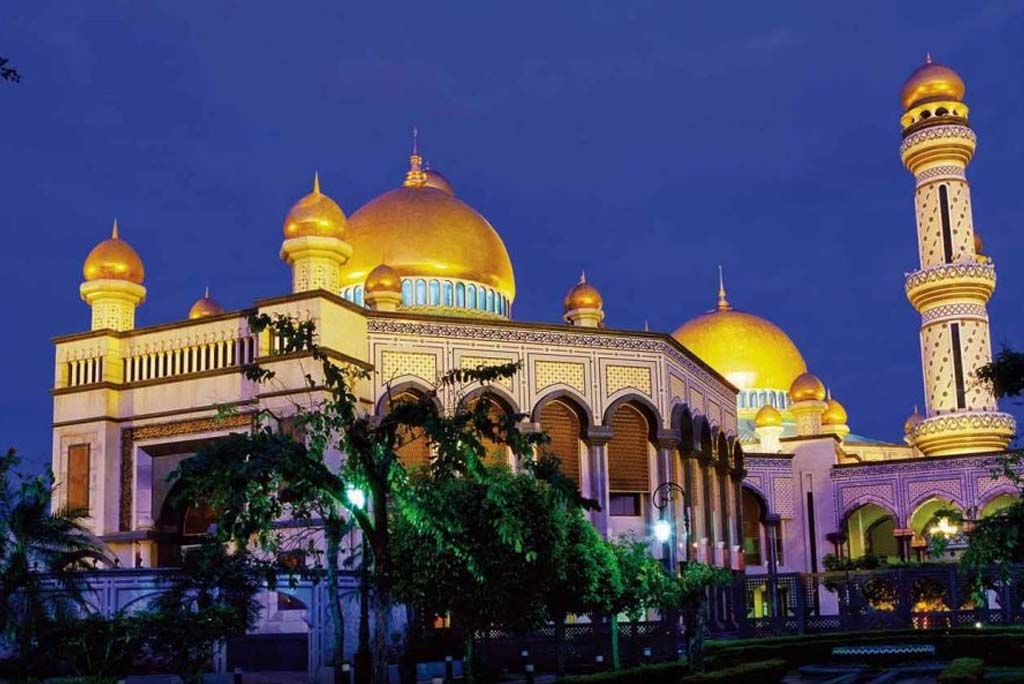 Keuntungan Tinggal di Brunei