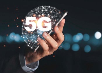 Operator 5G Pertama