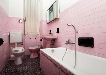 Kuman di kamar mandi