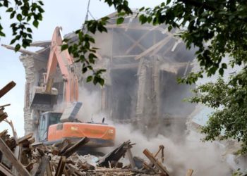 PMI Hancurkan Rumahnya Sendiri